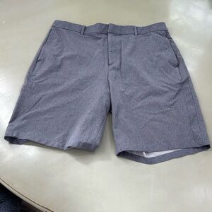 Nike Men’s Golf Shorts Size 34